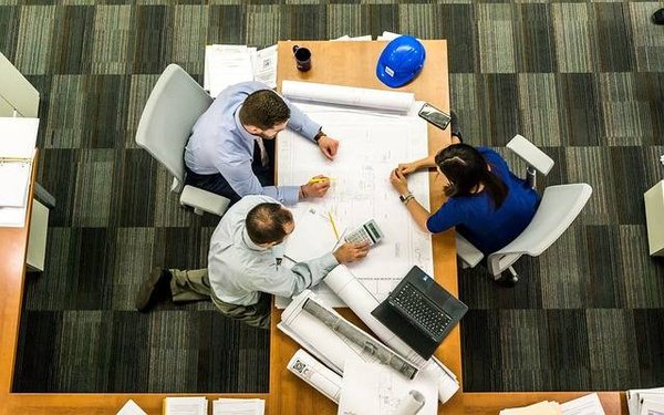 Les Astuces pour Améliorer l'Efficacité de Votre Travail de Bureau avec des Applications et des Outils en Ligne