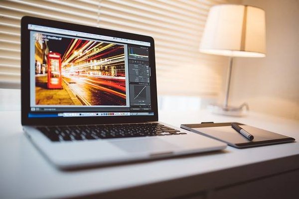 Comment choisir le meilleur logiciel de retouche photo pour vos besoins en tant que débutant ou professionnel?